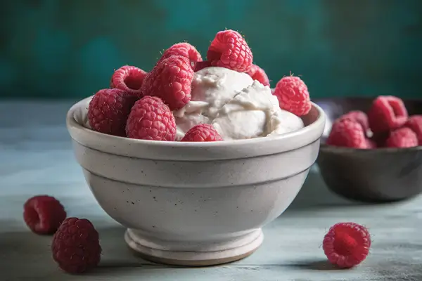 Sorbet au yaourt, aux framboises